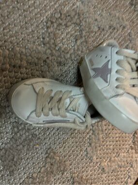 Golden Goose Kids White Leather Sneakers with Lavender Star Accent